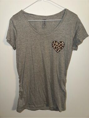 Gray Scoop Neck Tee with Leopard Heart Patch - Womens